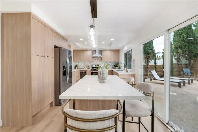 20657 Septo, Chatsworth, CA 91311