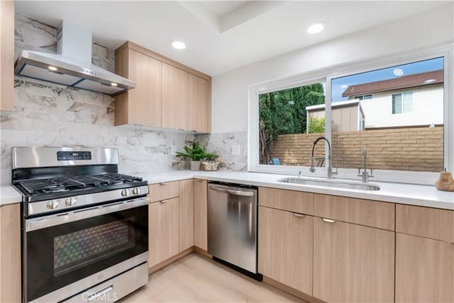 20657 Septo, Chatsworth, CA 91311