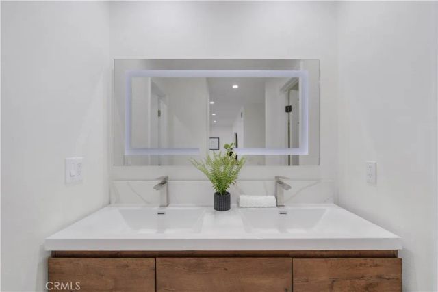20657 Septo, Chatsworth, CA 91311