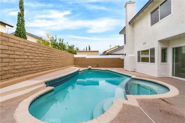 20657 Septo, Chatsworth, CA 91311
