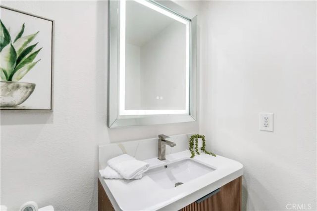 20657 Septo, Chatsworth, CA 91311