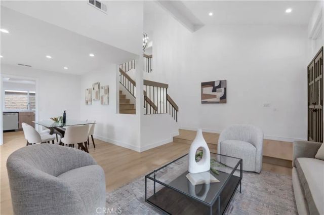 20657 Septo, Chatsworth, CA 91311