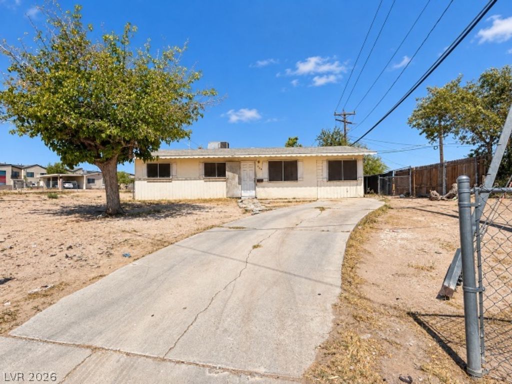 524 Recco Avenue, North Las Vegas, NV 89030 — exterior
