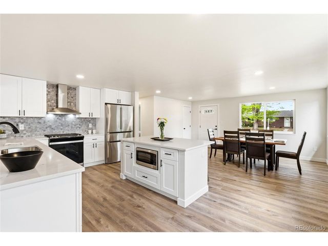 405 Elliott St, Longmont, CO 80504