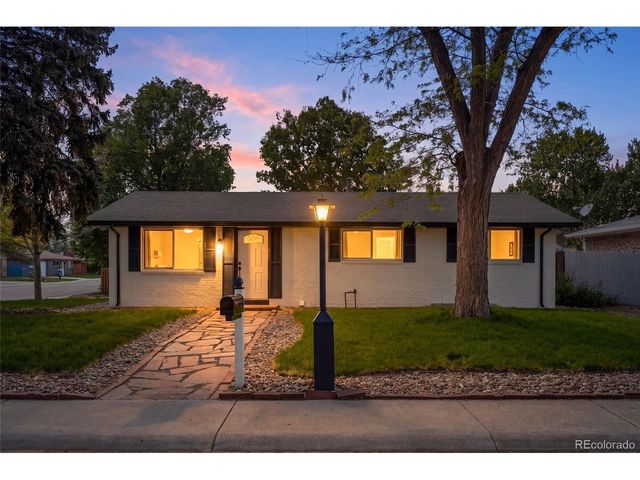 405 Elliott St, Longmont, CO 80504