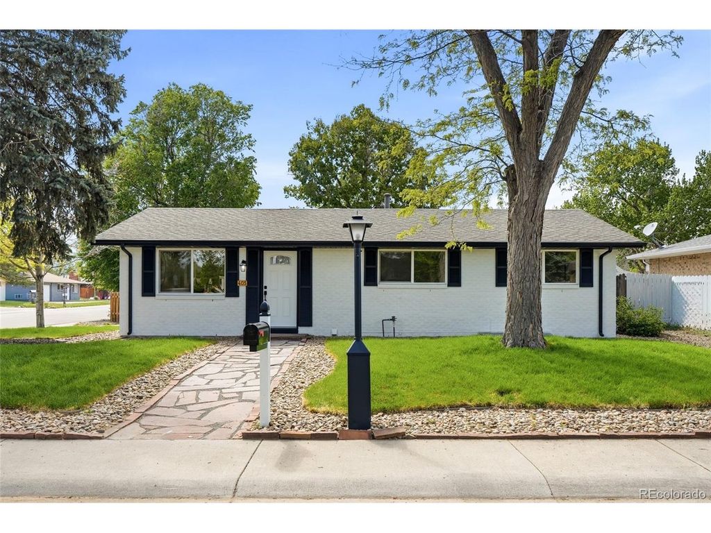 405 Elliott St, Longmont, CO 80504