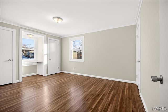 10471 Canter Way, Overland, MO 63114