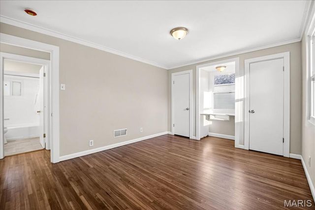 10471 Canter Way, Overland, MO 63114