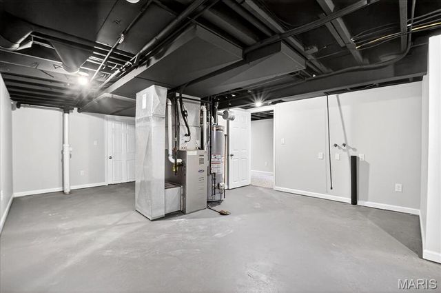 10471 Canter Way, Overland, MO 63114