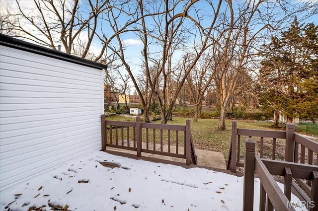 10471 Canter Way, Overland, MO 63114