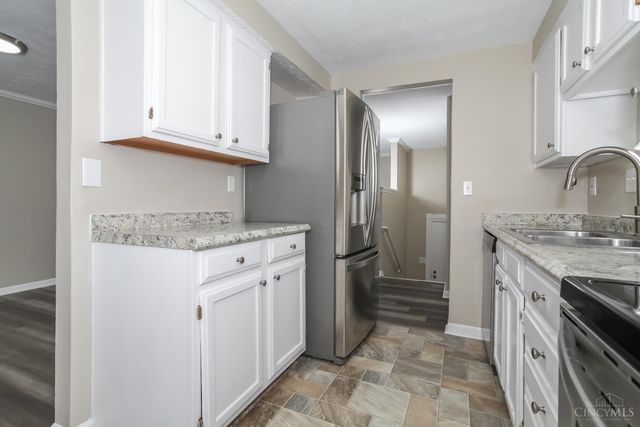 8724 Meadow Drive, Deerfield Twp., OH 45040