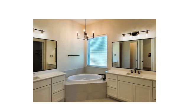 6841 Southrock Drive, Midlothian, TX 76065
