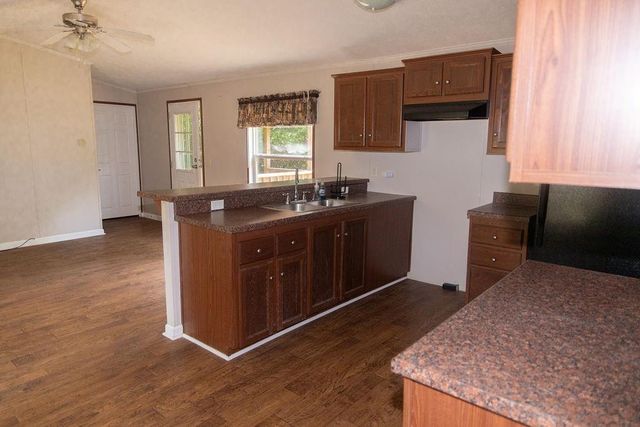 22375 Highway 105, Cleveland, TX 77328