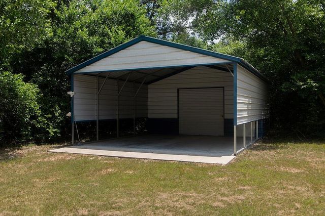 22375 Highway 105, Cleveland, TX 77328