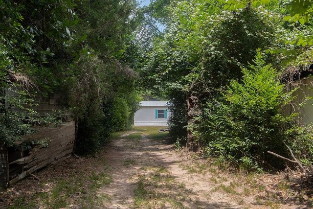 22375 Highway 105, Cleveland, TX 77328
