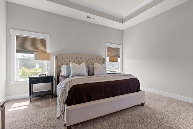 10784 Prairie Lake Drive, Apison, TN 37302