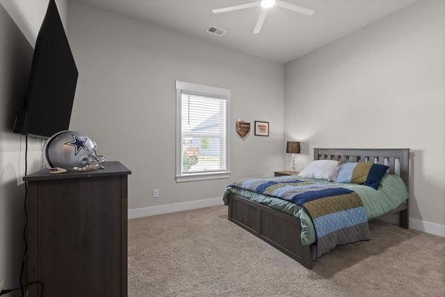 10784 Prairie Lake Drive, Apison, TN 37302