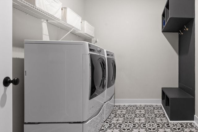 10784 Prairie Lake Drive, Apison, TN 37302