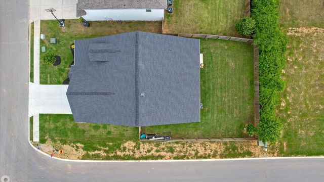 10784 Prairie Lake Drive, Apison, TN 37302