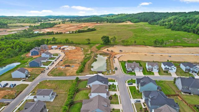 10784 Prairie Lake Drive, Apison, TN 37302