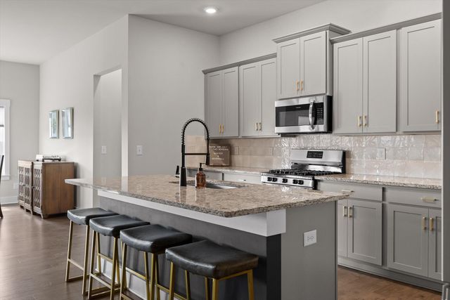 10784 Prairie Lake Drive, Apison, TN 37302