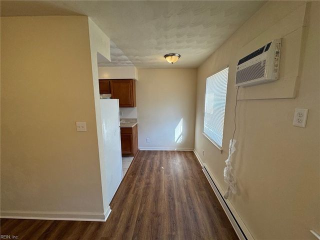 7449 Fenner ST, Norfolk, VA 23505