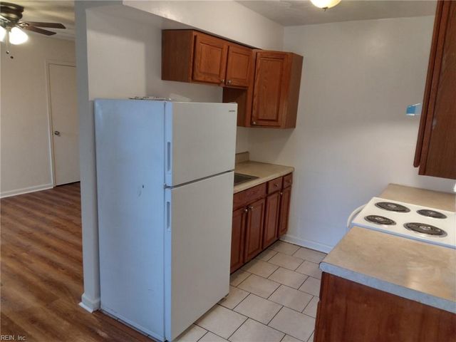 7449 Fenner ST, Norfolk, VA 23505