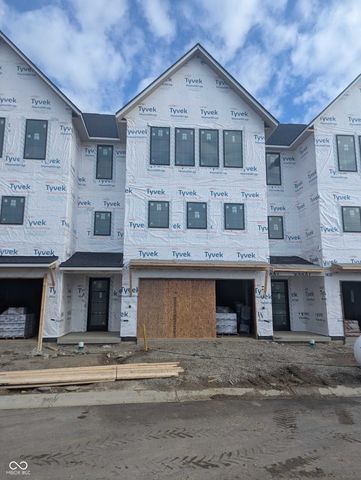 162 Midland Trace Loop, Westfield, IN 46074