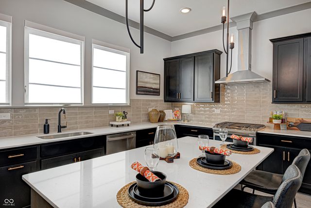 162 Midland Trace Loop, Westfield, IN 46074