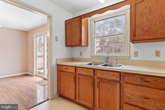 404 VALLEY VIEW CIR, New Cumberland, PA 17070