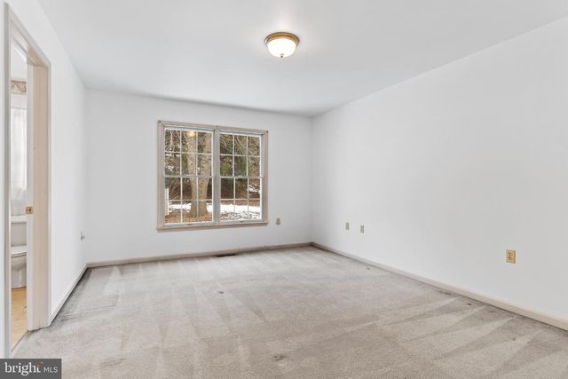 404 VALLEY VIEW CIR, New Cumberland, PA 17070