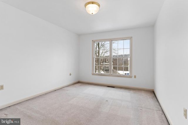 404 VALLEY VIEW CIR, New Cumberland, PA 17070