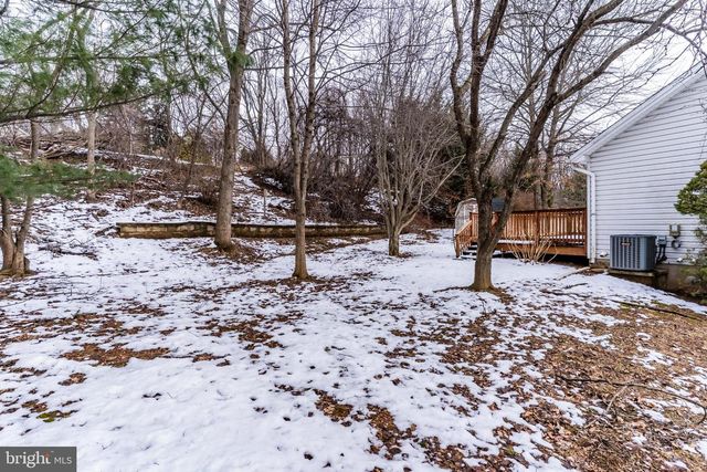 404 VALLEY VIEW CIR, New Cumberland, PA 17070