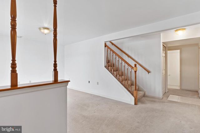 404 VALLEY VIEW CIR, New Cumberland, PA 17070