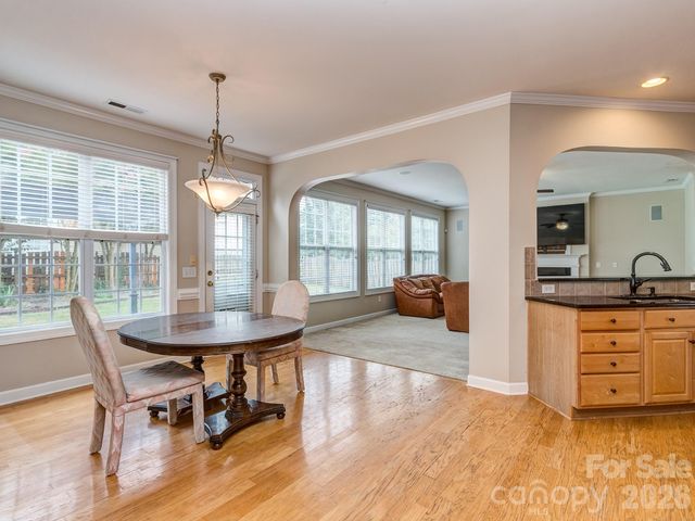 4027 Riseley Lane, Charlotte, NC 28270
