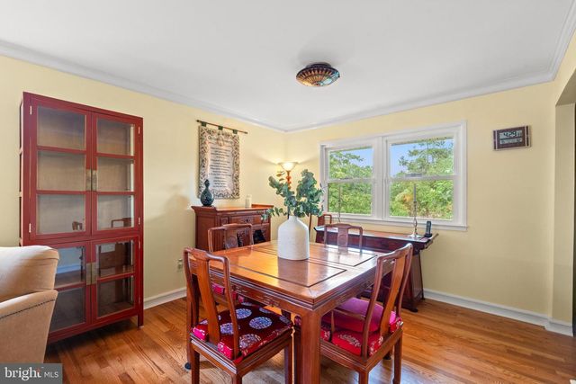 8601 WAGON WHEEL RD, Alexandria, VA 22309