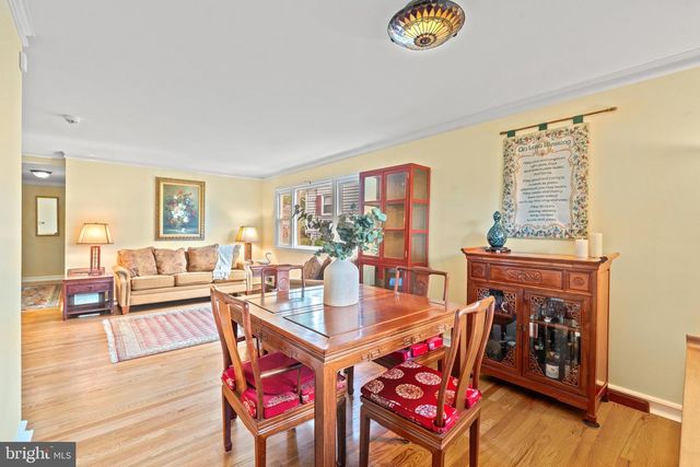 8601 WAGON WHEEL RD, Alexandria, VA 22309