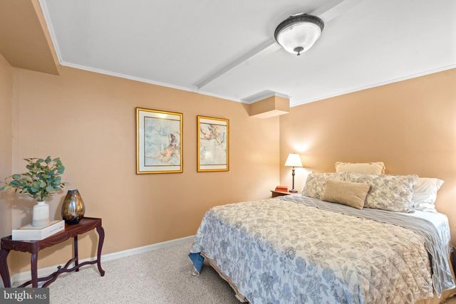 8601 WAGON WHEEL RD, Alexandria, VA 22309
