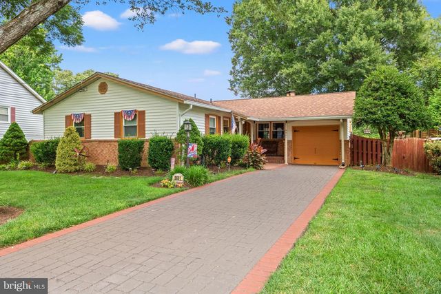 8601 WAGON WHEEL RD, Alexandria, VA 22309
