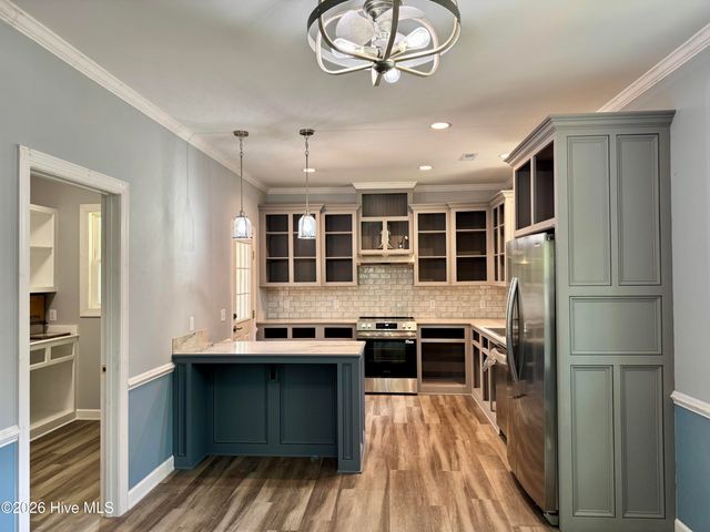 142 Redwood Road, Southport, NC 28461