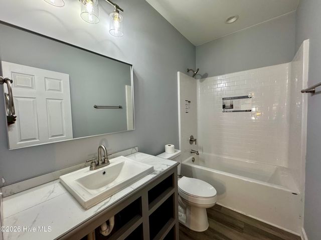 142 Redwood Road, Southport, NC 28461