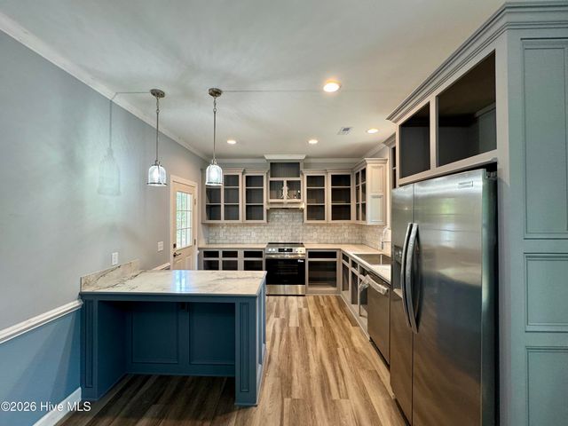 142 Redwood Road, Southport, NC 28461