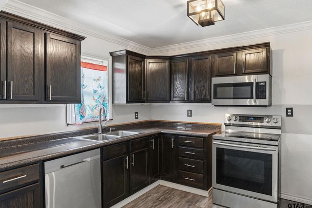709 Corrigan, Kilgore, TX 75662