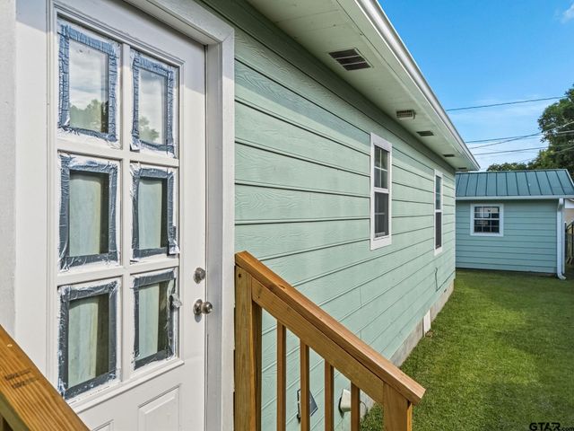 709 Corrigan, Kilgore, TX 75662