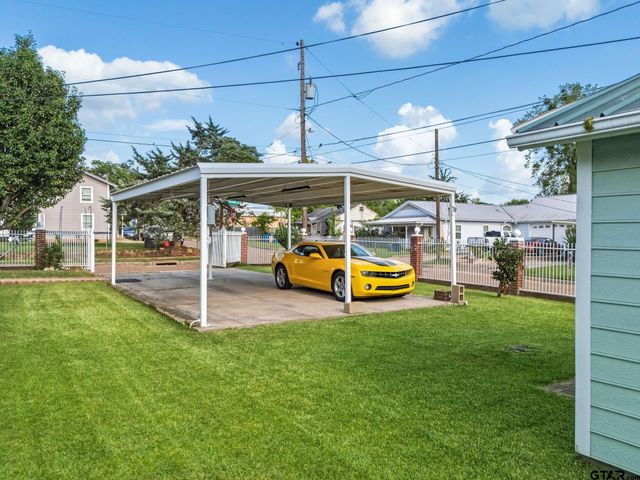 709 Corrigan, Kilgore, TX 75662