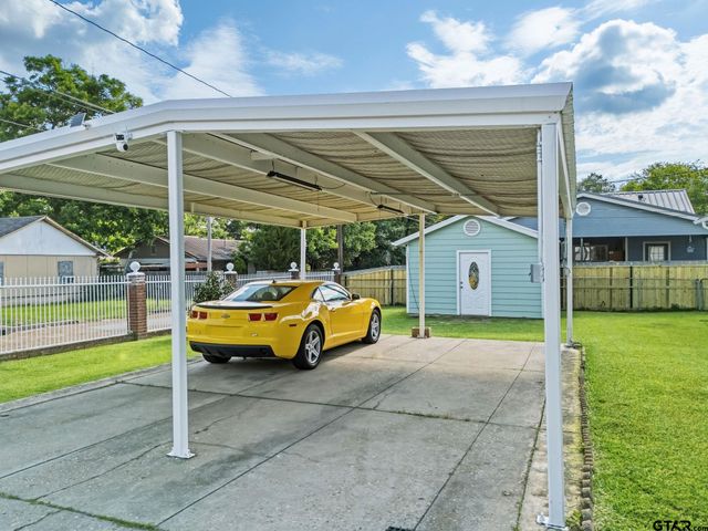 709 Corrigan, Kilgore, TX 75662
