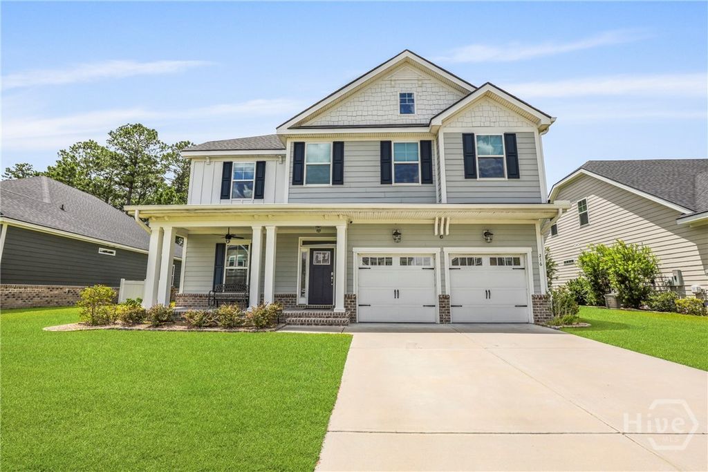 Image 1 of property listing at 216 Wexford Dr, Richmond Hill, GA 31324