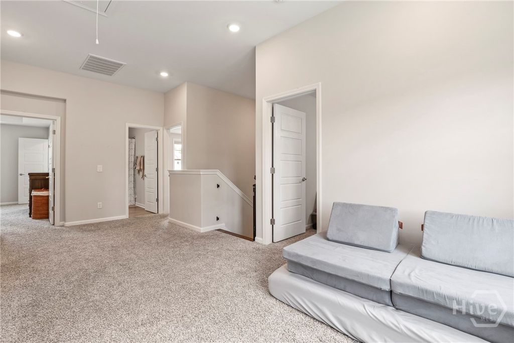 Image 25 of property listing at 216 Wexford Dr, Richmond Hill, GA 31324