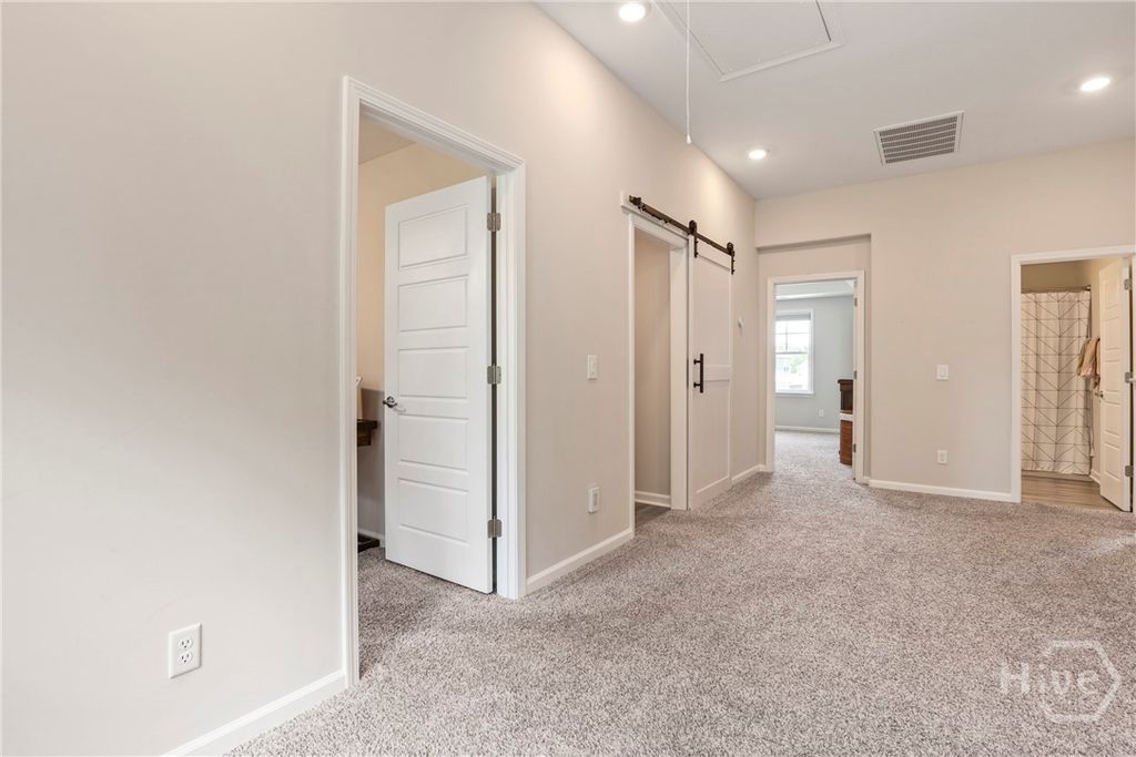 Image 26 of property listing at 216 Wexford Dr, Richmond Hill, GA 31324