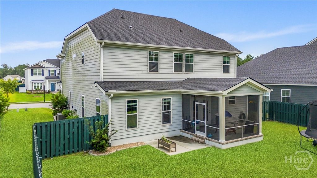 Image 50 of property listing at 216 Wexford Dr, Richmond Hill, GA 31324